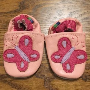 NWOT Carozoo baby shoes